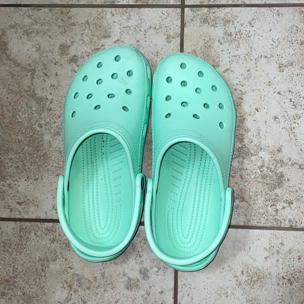 Crocs